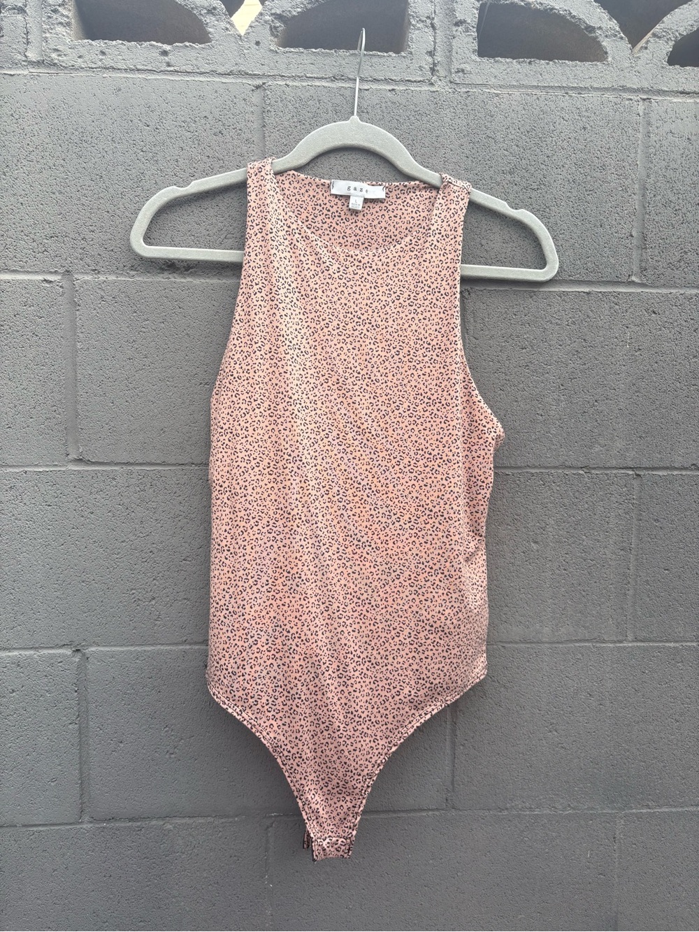 gaze Pink Leopard-Print Kids One-Piece Bodysuit